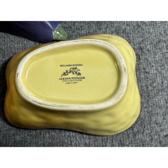 Williams Sonoma Jardin Potager Veggie Bowls - Pumpkin/Pepper/Eggplant - Set of 3 - Picture 4 of 8